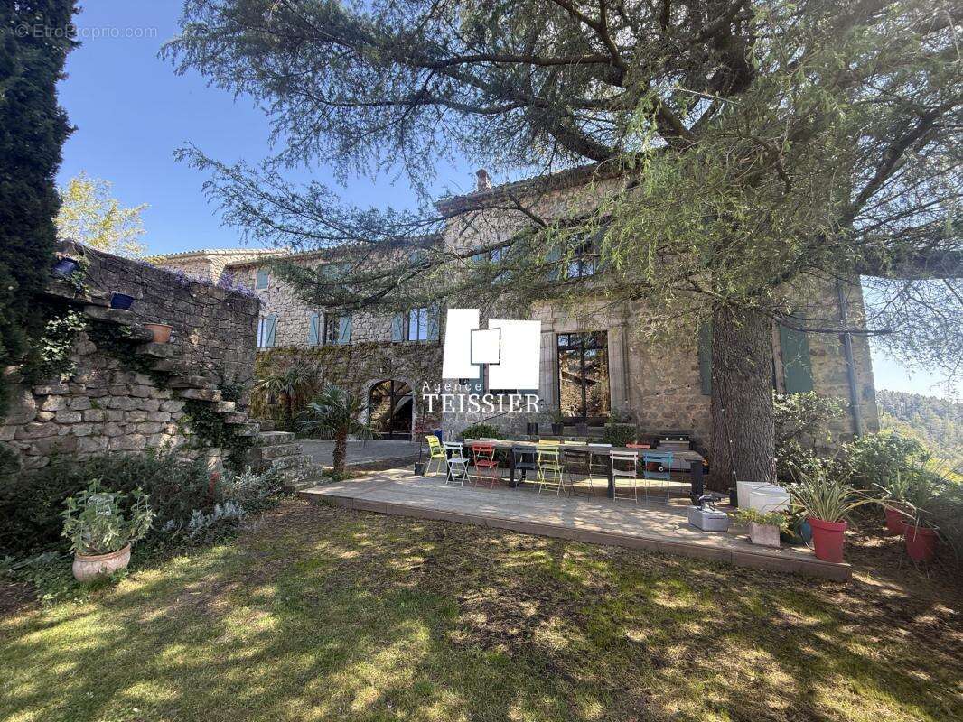 Maison à JOYEUSE