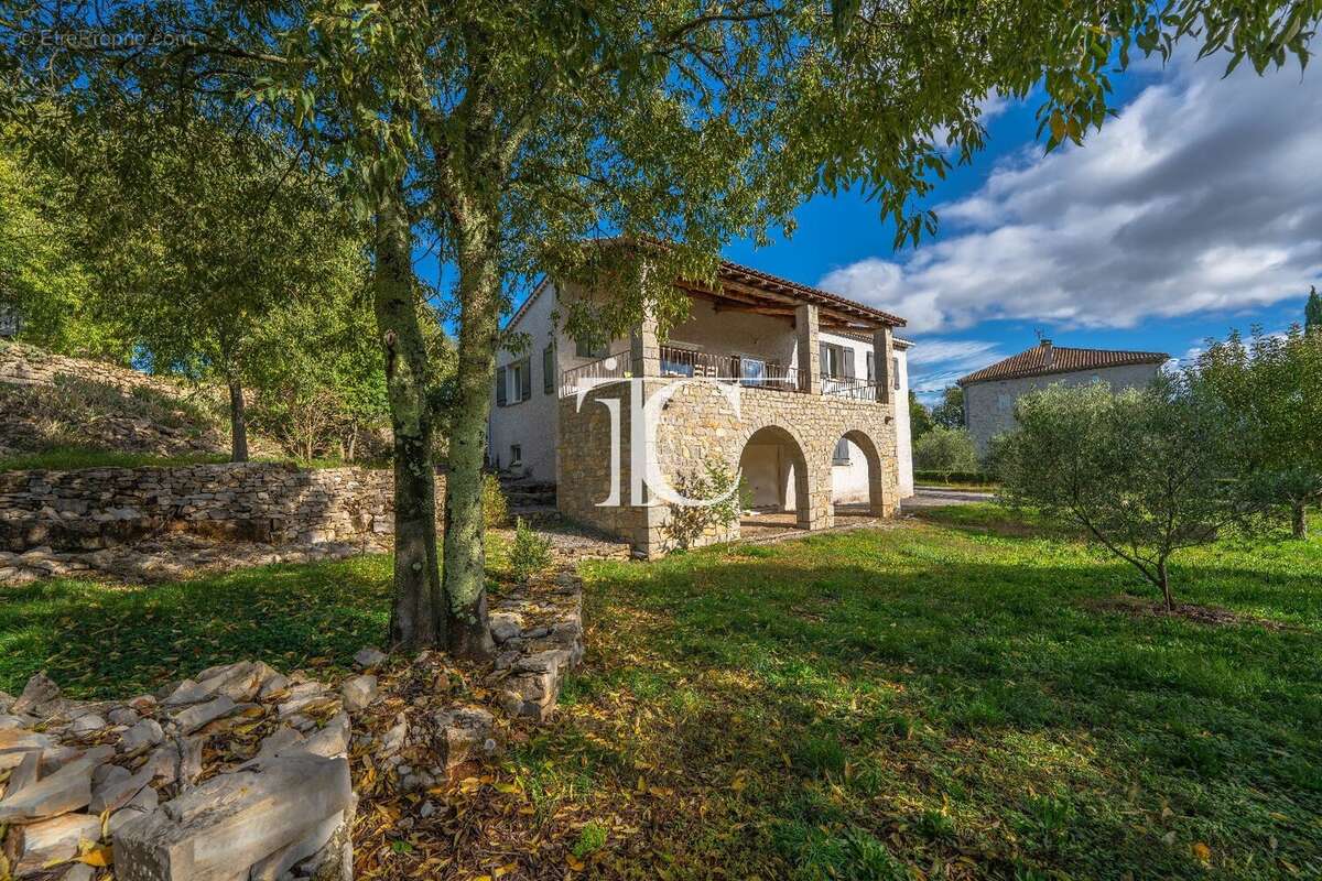 Maison à SAINT-ALBAN-AURIOLLES