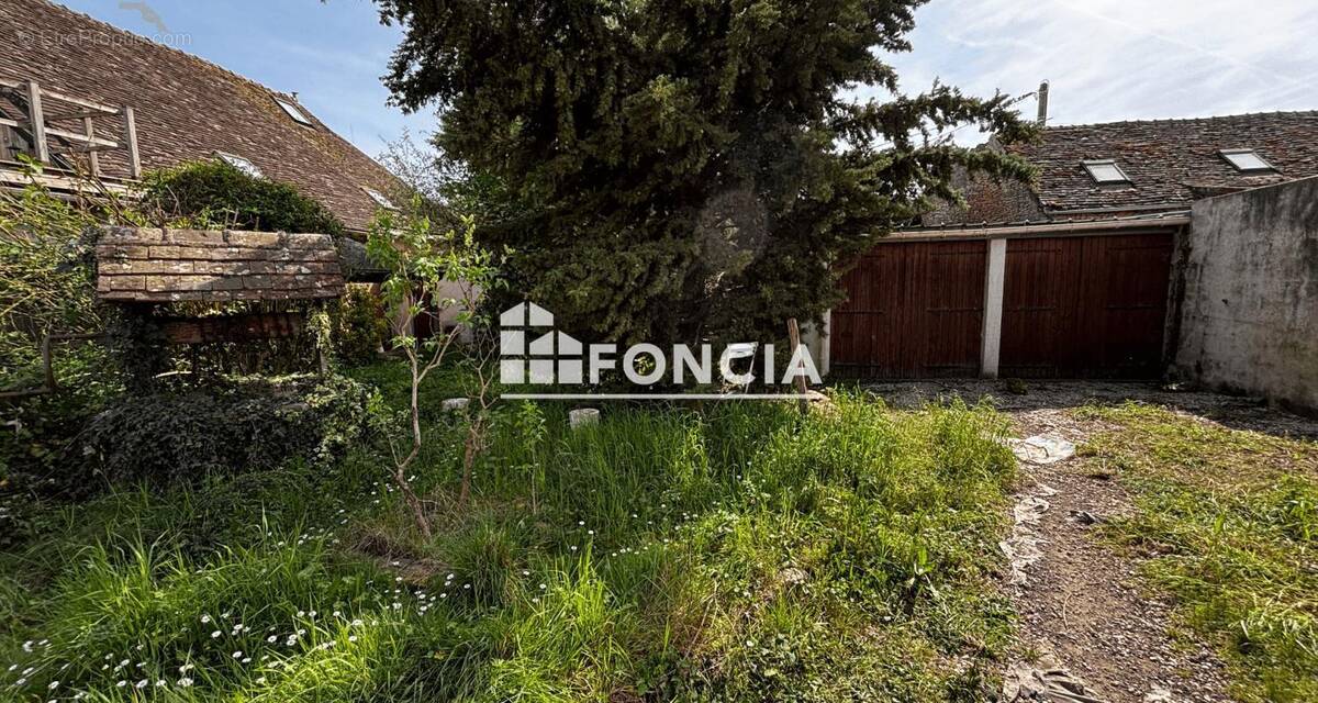 Maison à LONGNES