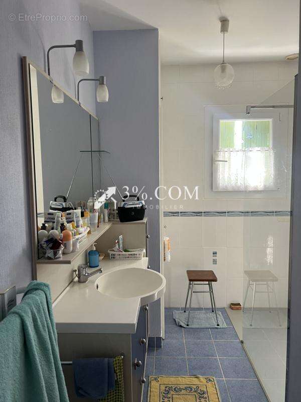 3%. com immobilier à bonnes - photo 8