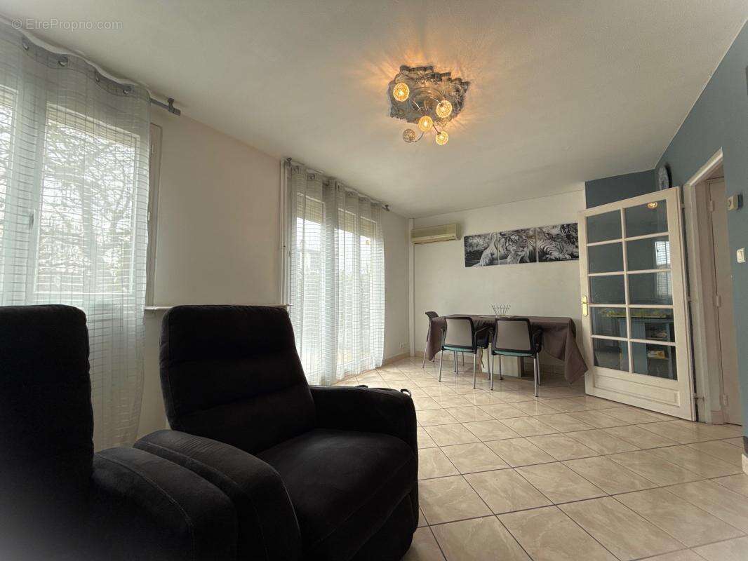 A Vendre Maison de 69m², 3 chambres, sous sol complet, terrain 182m² - photo 10
