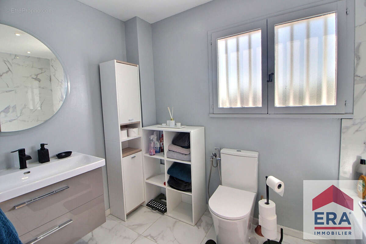 Maison à SAINT-PAUL-TROIS-CHATEAUX