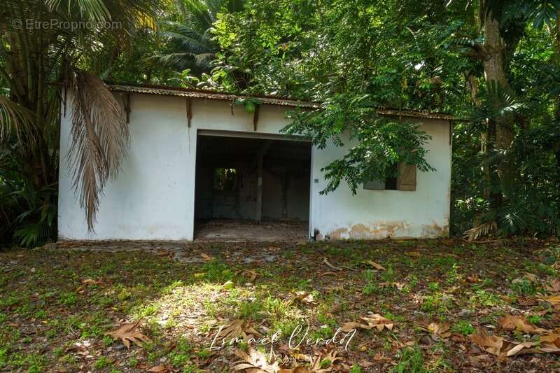 Maison à BAIE-MAHAULT