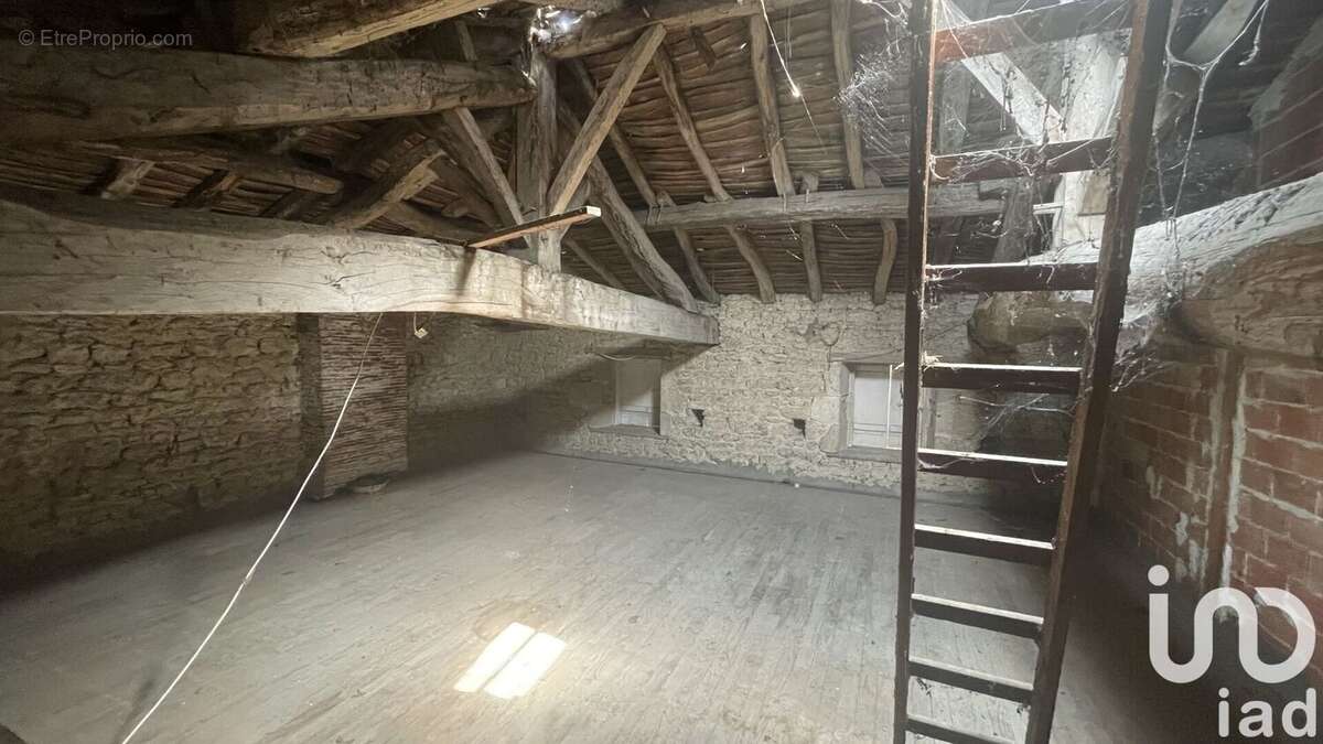 Maison 169 m² à Nere  - photo 7