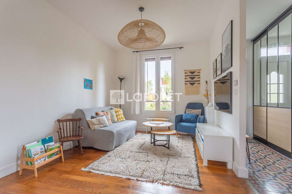 Maison à VIRY-CHATILLON