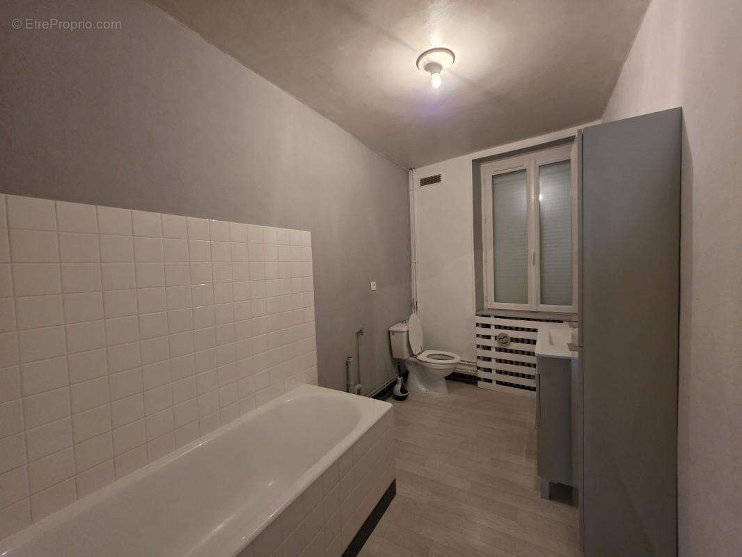 Maison à SAINT-GAULTIER