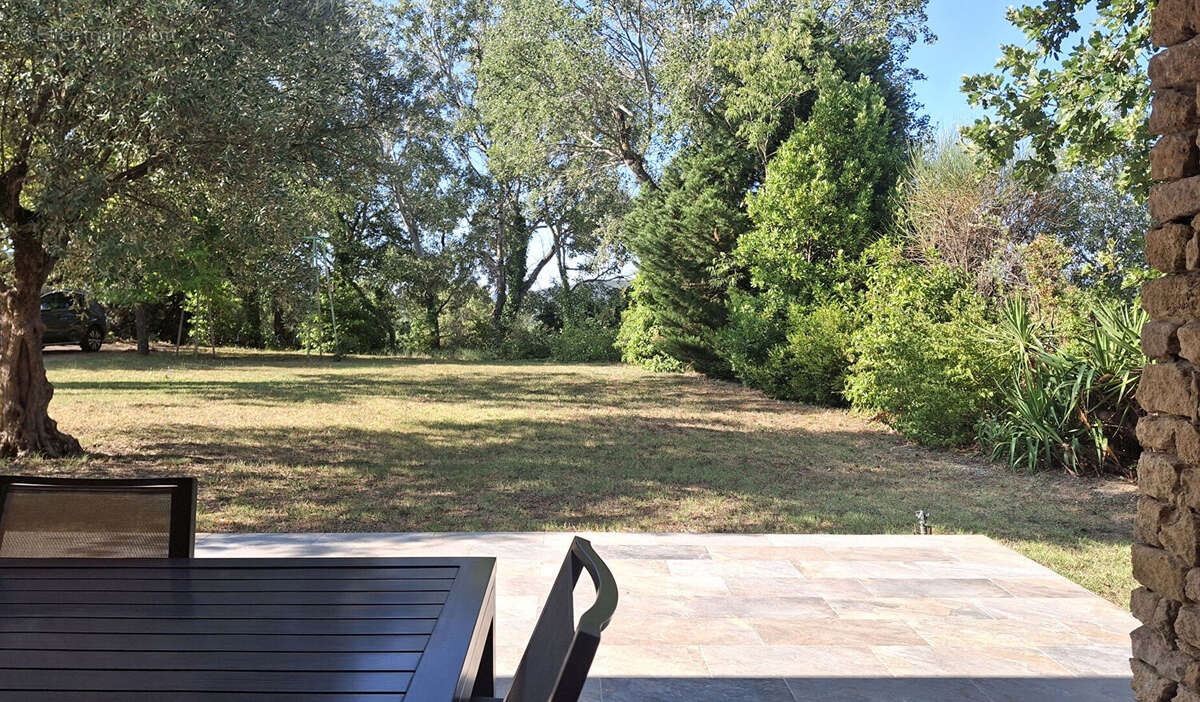 Maison familiale avec piscine et vue dégagée à vendre - Drôme Provençale - photo 7
