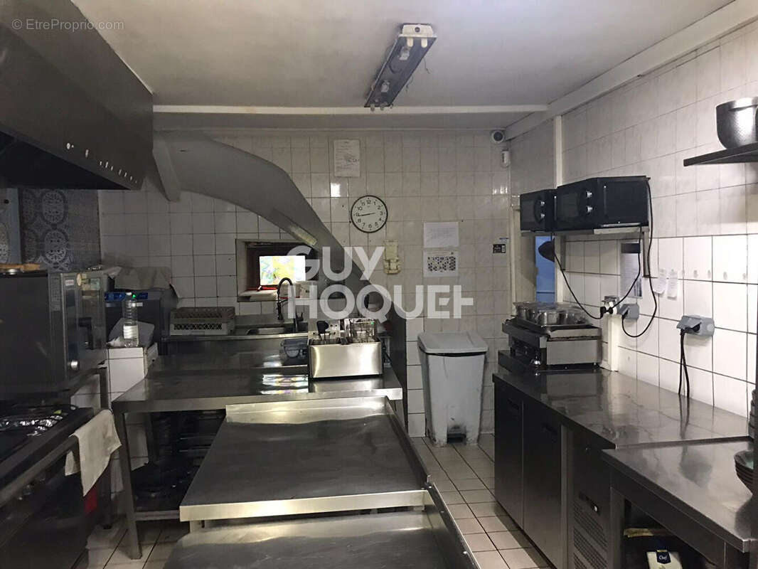 Commerce à FORGES-LES-BAINS