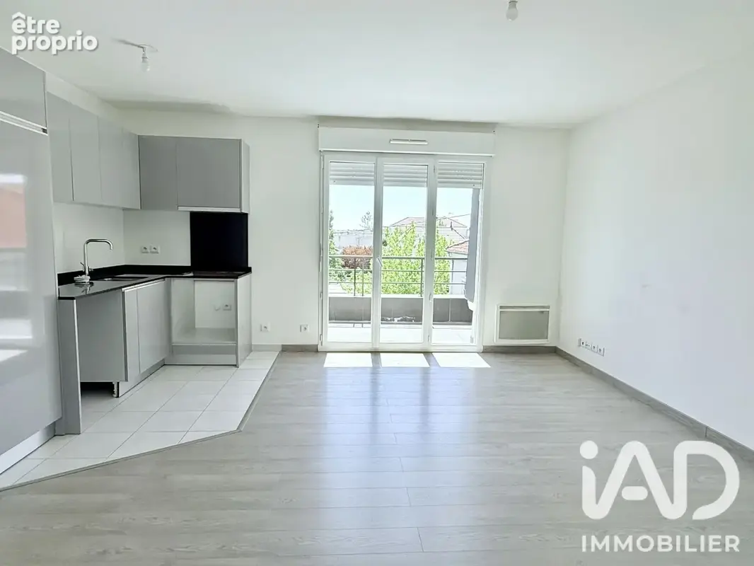Photo 1 - Appartement à NEUILLY-PLAISANCE
