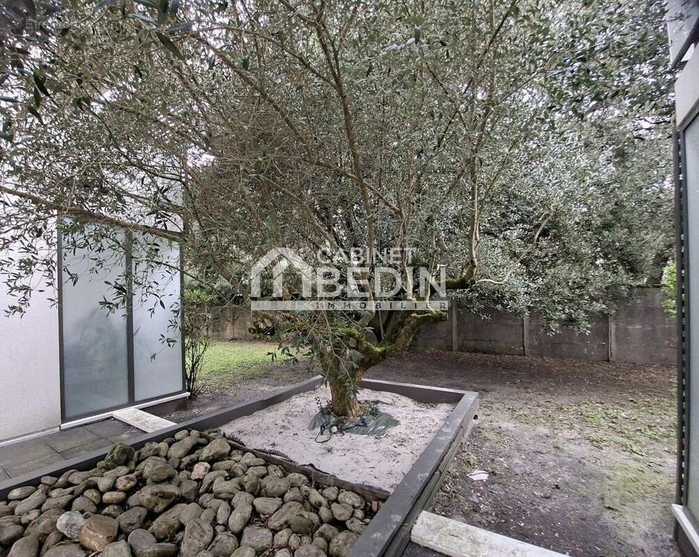 Appartement à PESSAC