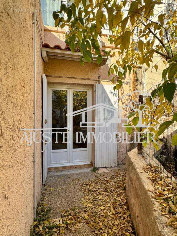 Appartement à ENSUES-LA-REDONNE