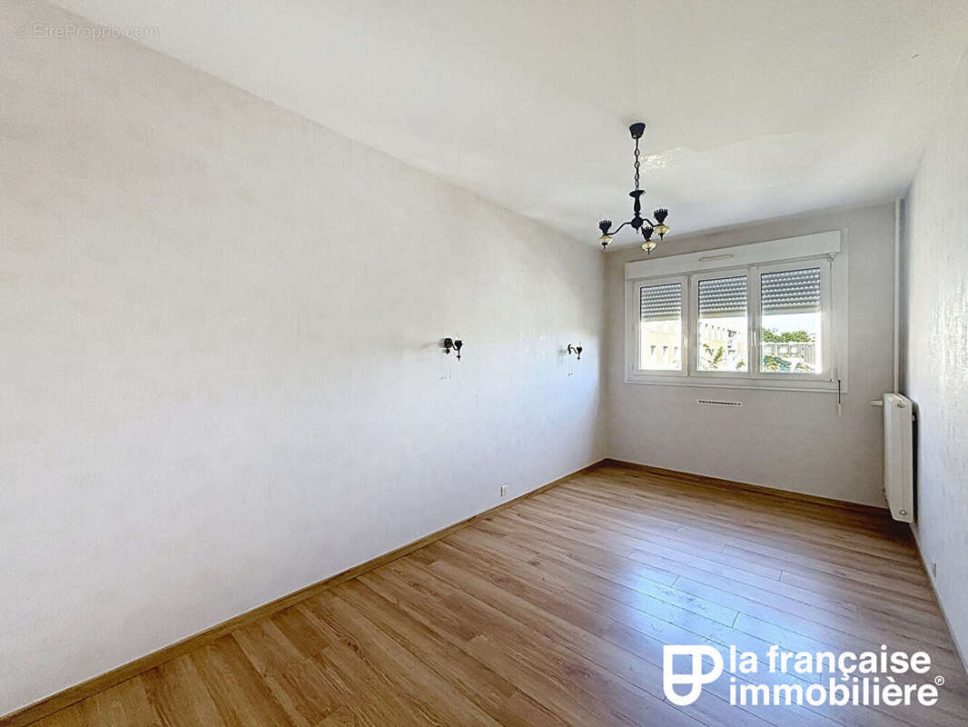 Appartement T3 de 61,58 m² Proche métro  Rennes sud - photo 3