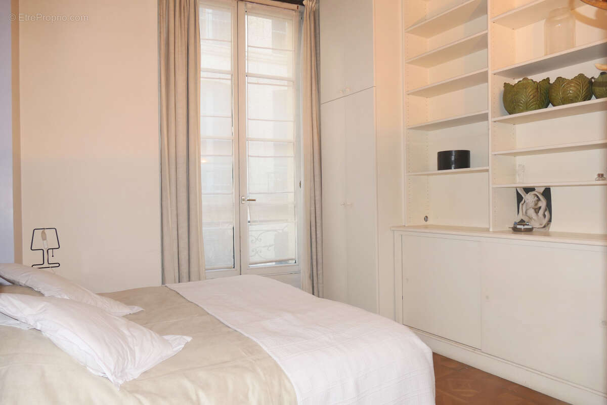 Appartement à PARIS-4E