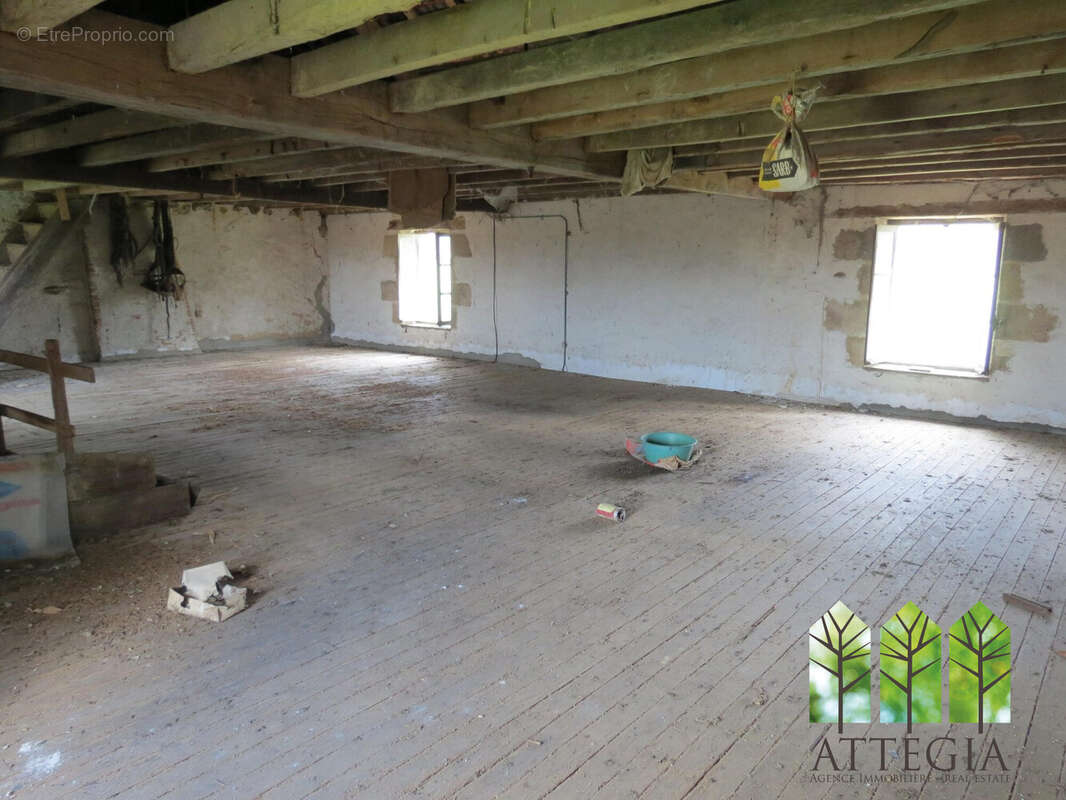 Maison à SAINT-DIZIER-LES-DOMAINES