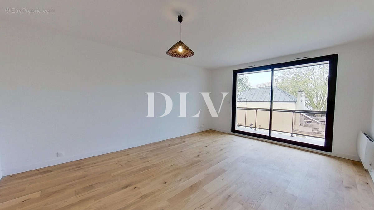 Appartement à SAINT-MAUR-DES-FOSSES