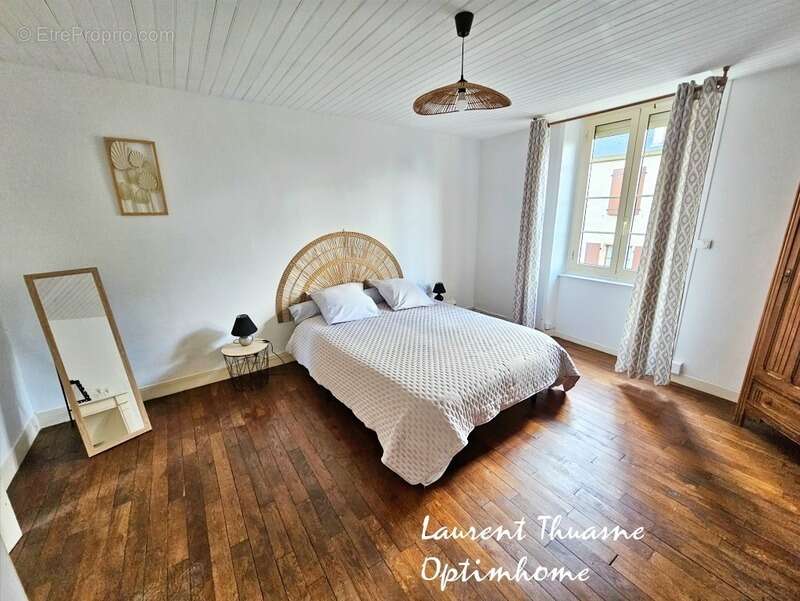 Maison à BADEFOLS-D'ANS