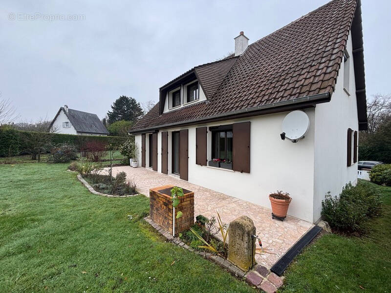 Maison à SAINT-MARTIN-DE-BOSCHERVILLE