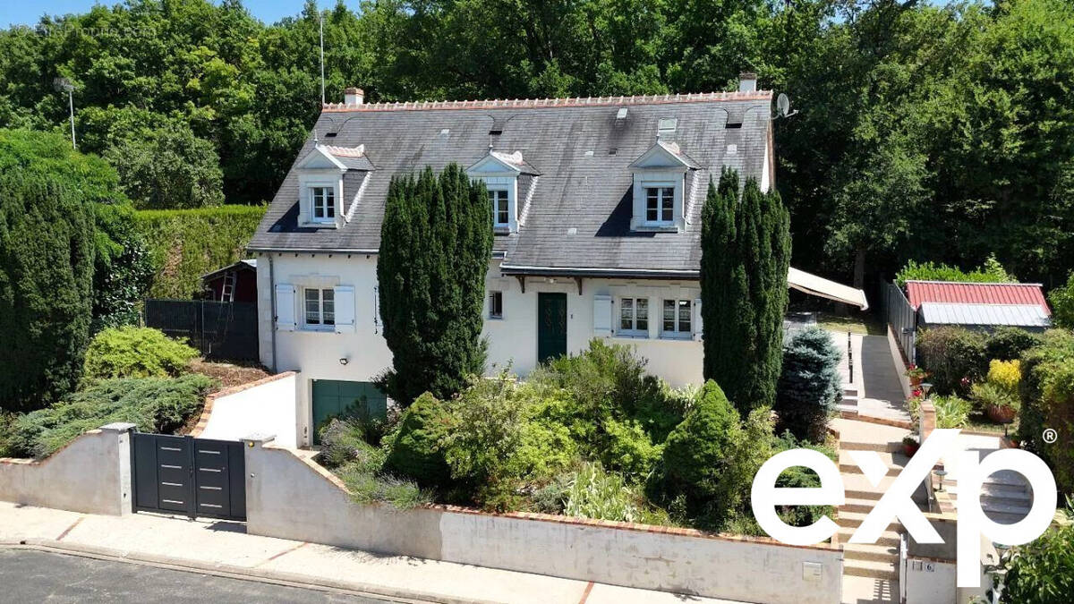 Maison à LA CROIX-EN-TOURAINE