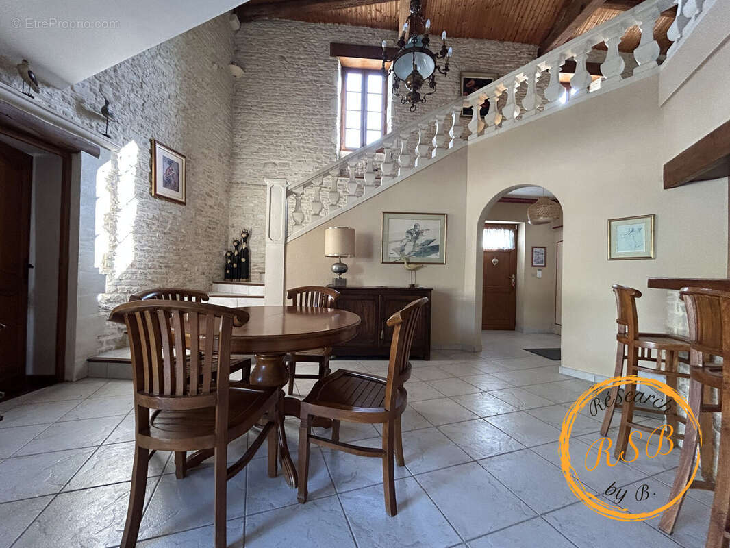Maison à LA COUARDE-SUR-MER