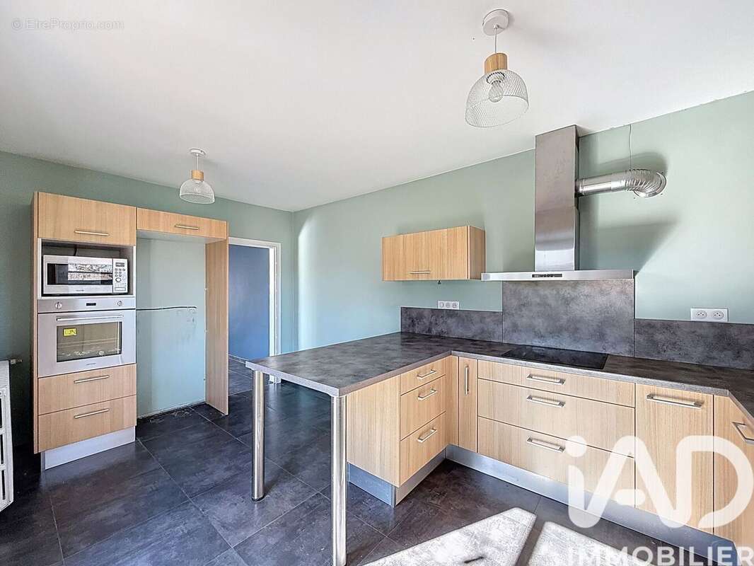 Photo 4 - Maison à COUBON