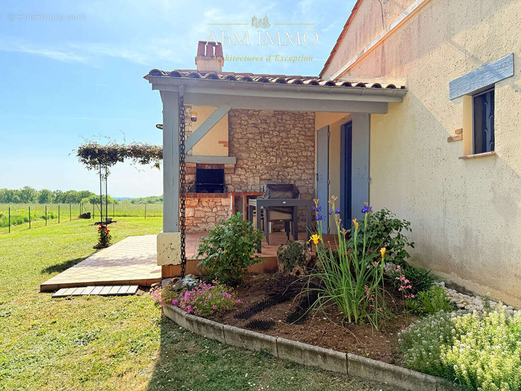 Maison à MOLIERES