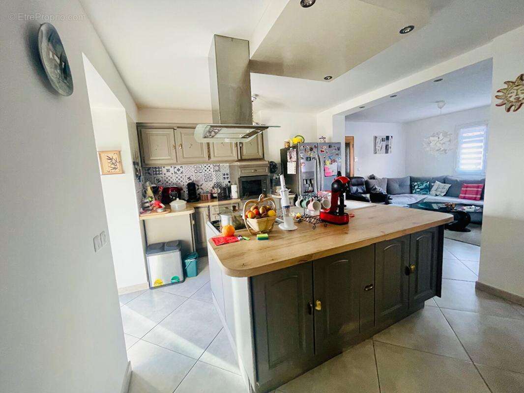 Maison à SAINT-MARTIN-DE-VALGALGUES