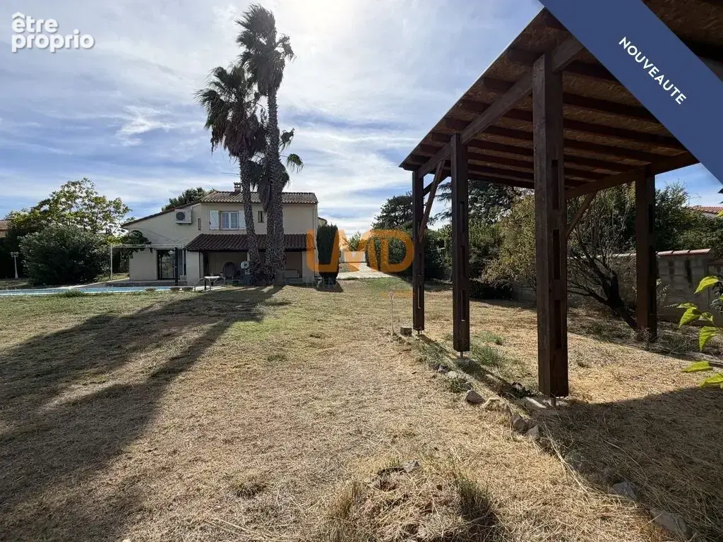 Villa 4 faces T5 145 m2 avec piscine - photo 19
