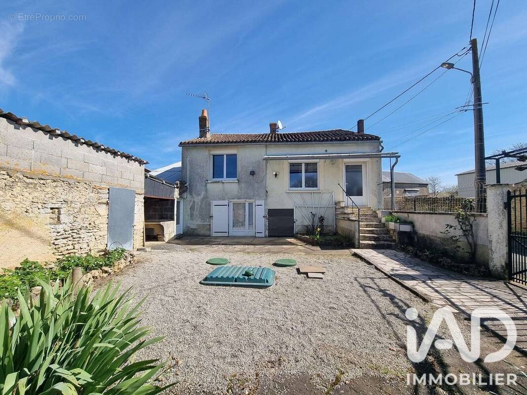 Photo 1 - Maison à THENEZAY