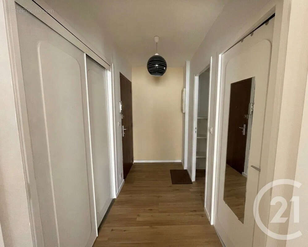 Appartement 42 m² à Royan  - photo 8