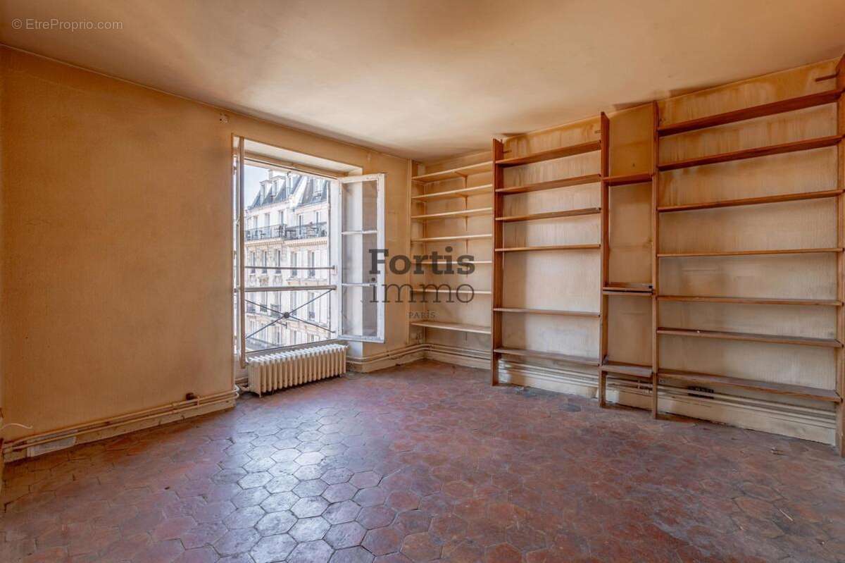 Appartement à PARIS-6E
