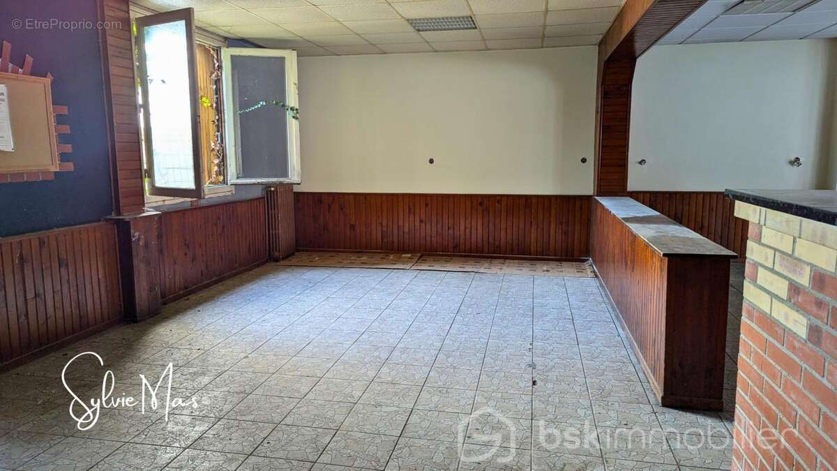 Appartement à FUMEL