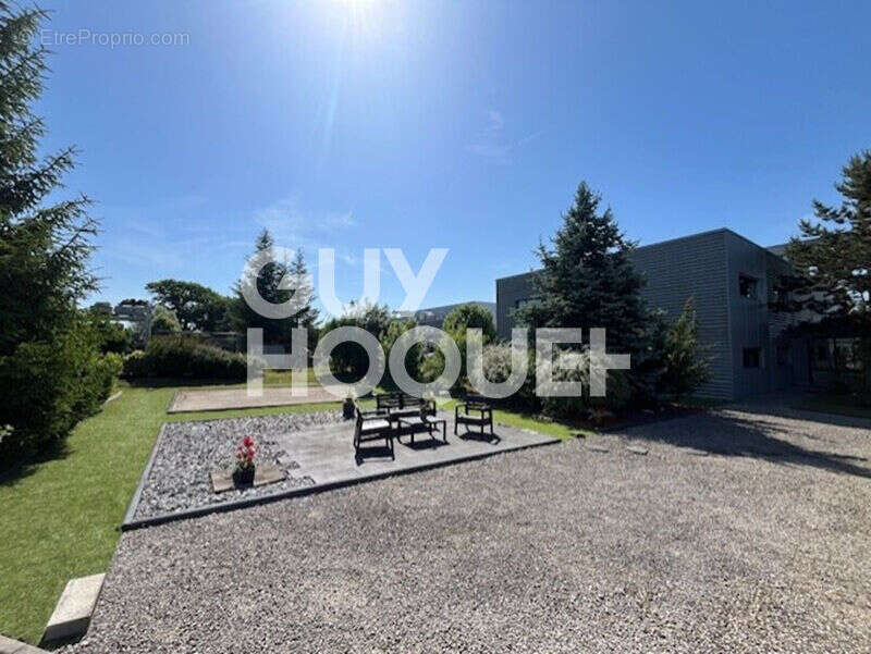Immeuble tertiaire 700 m² ? investissement clés en main - photo 2