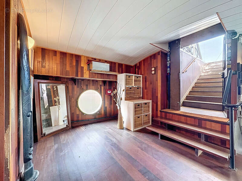 A 15 mn de Perrache - Au calme - Péniche habitation + studio / 170 m² avec vue exceptionnelle - photo 8