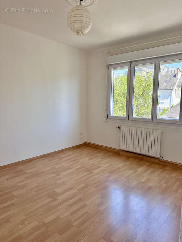 Appartement spacieux de 107 m2 - emplacement privilélégié et cadre de vie agréable - photo 7