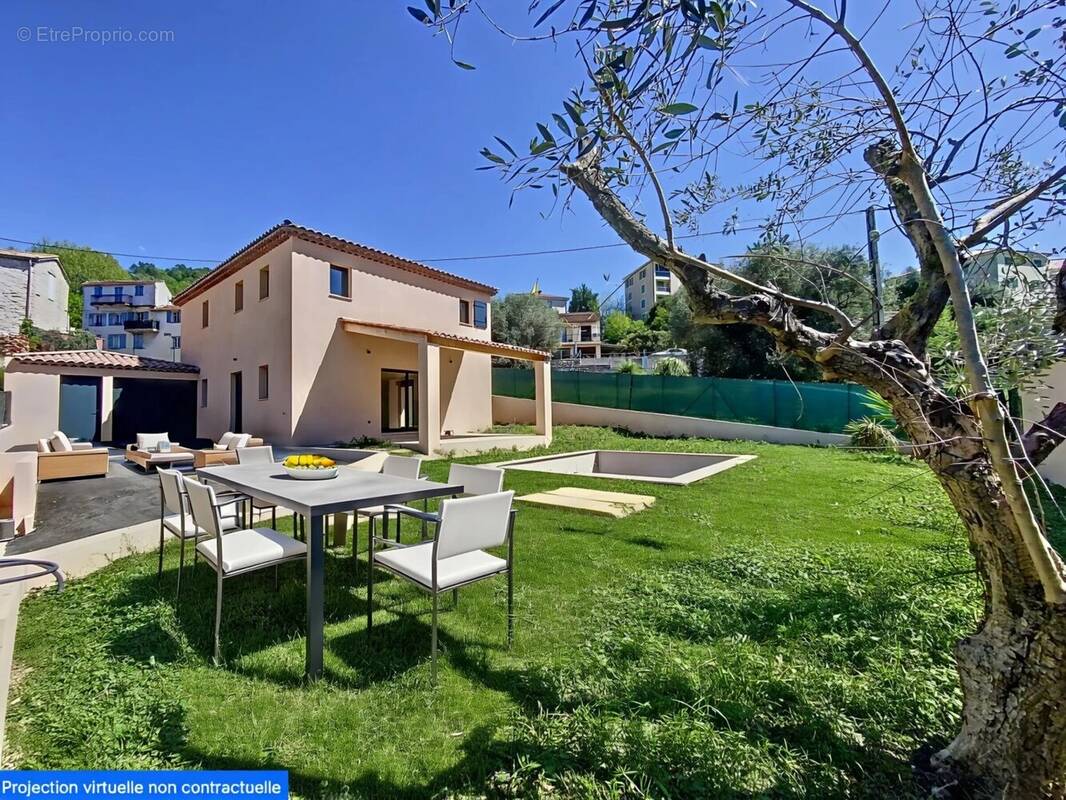 Maison à TOURRETTE-LEVENS