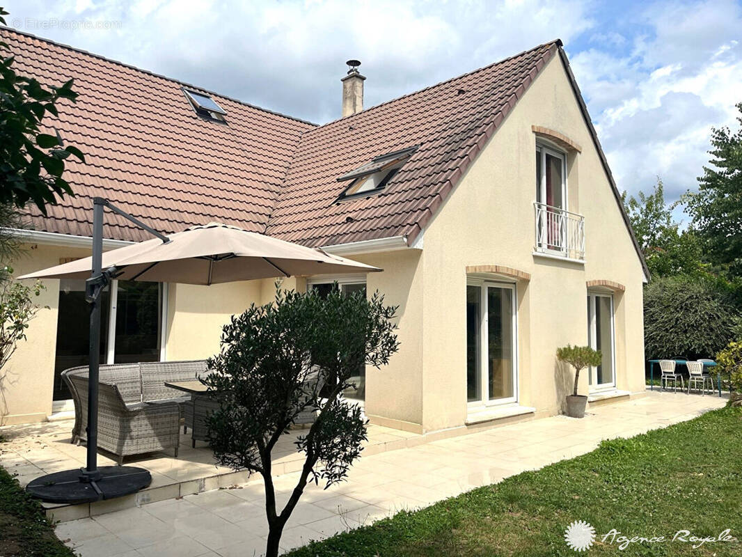 Maison à SAINT-GERMAIN-EN-LAYE