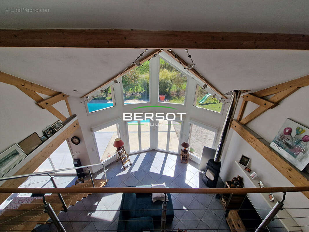 Maison à GUILLON-LES-BAINS