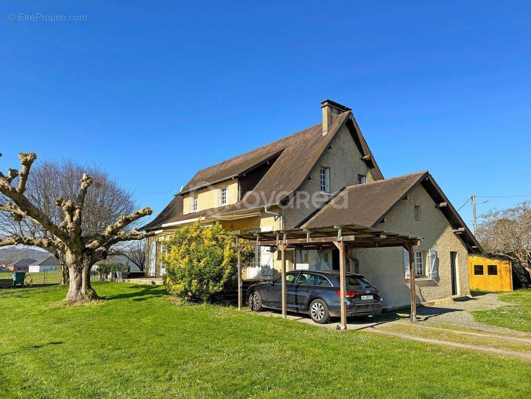 Maison à DENGUIN