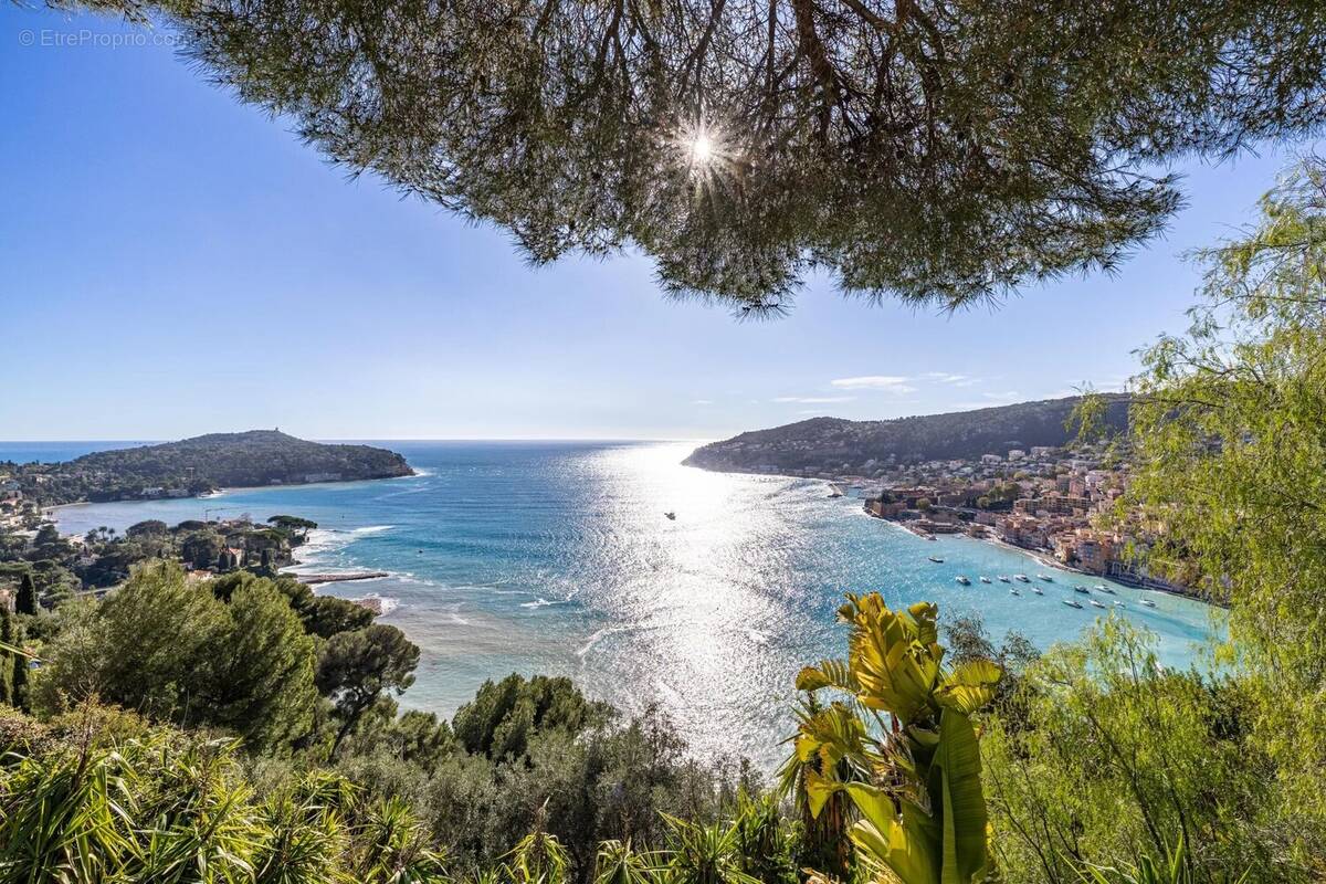 Appartement à VILLEFRANCHE-SUR-MER