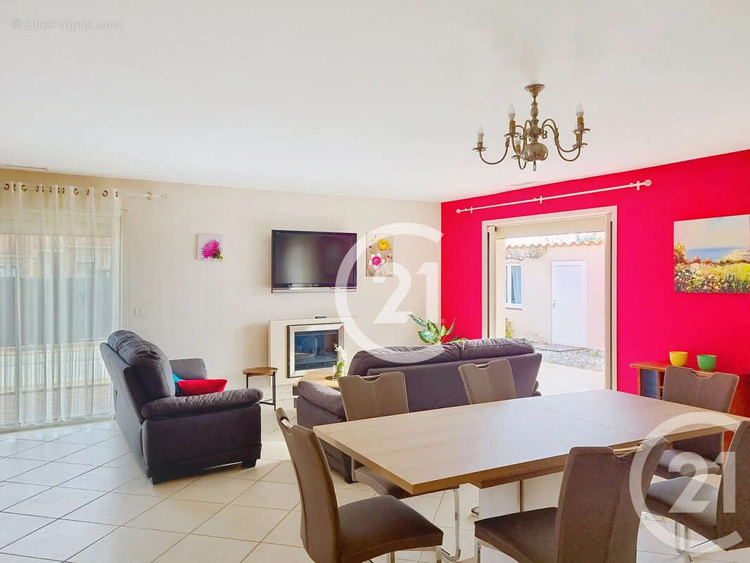 Maison à SAINT-CYPRIEN