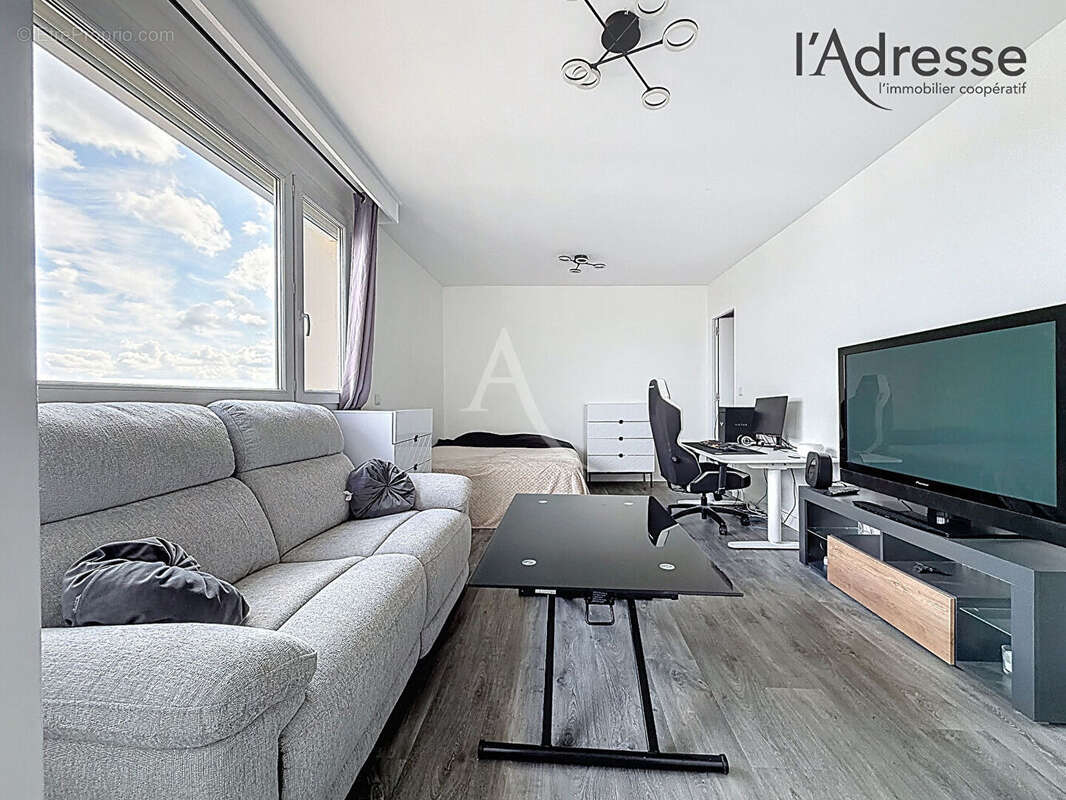 Appartement à SURESNES