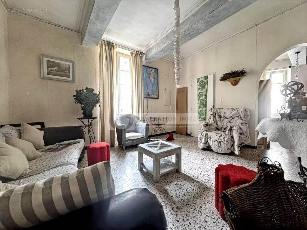 Appartement à CHATEAURENARD