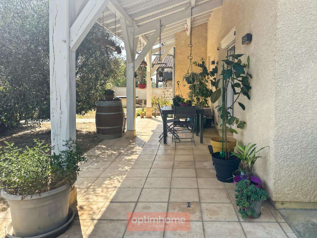Maison plain-pied 125 M2 habitables, sur sous sol total, proximité tous commerces - photo 4