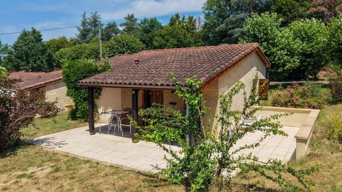 Belle opportunité : maison 2 chambres, jardin et terrasse couver - photo 2