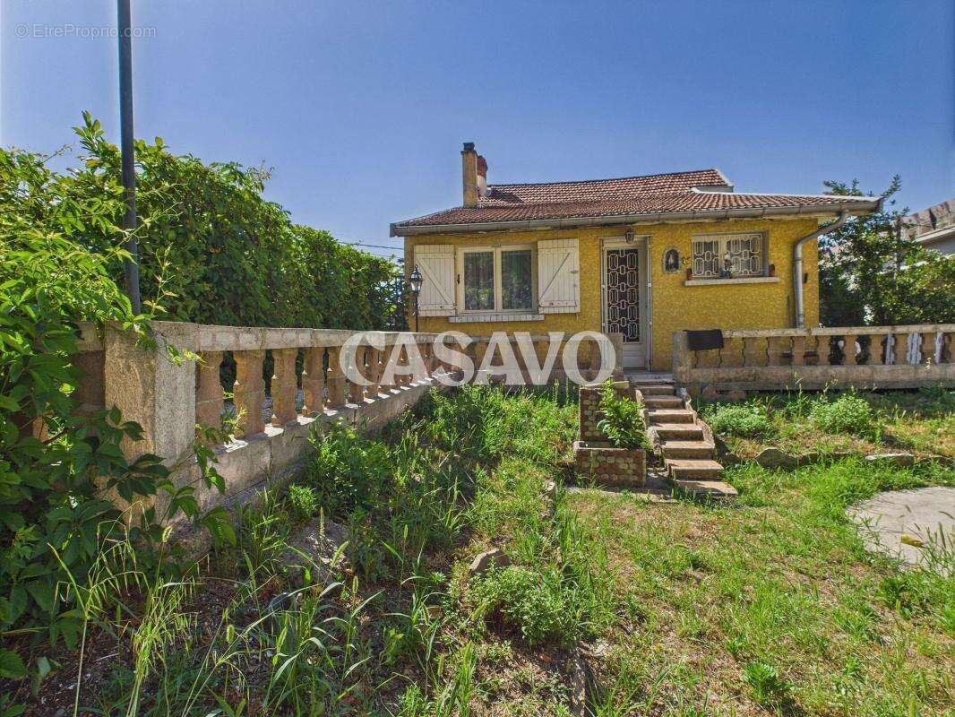 Maison à CHASSE-SUR-RHONE