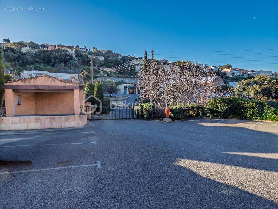 Appartement à vendre 2 pièces - Saint-Raphaël (83) - photo 15