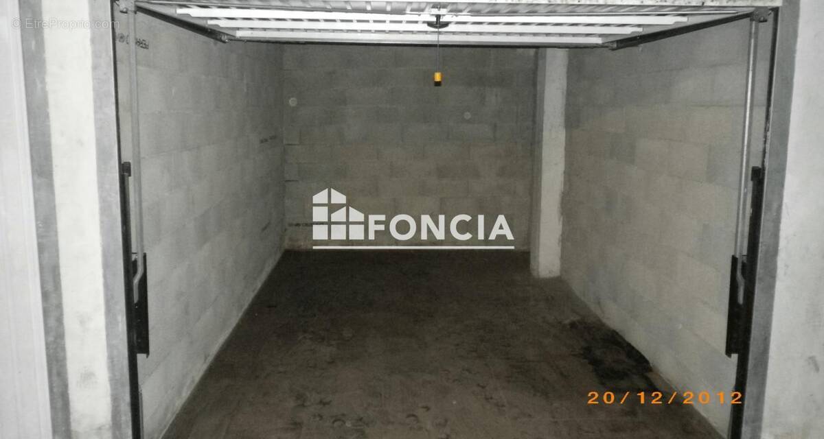 Parking à MARSEILLE-13E