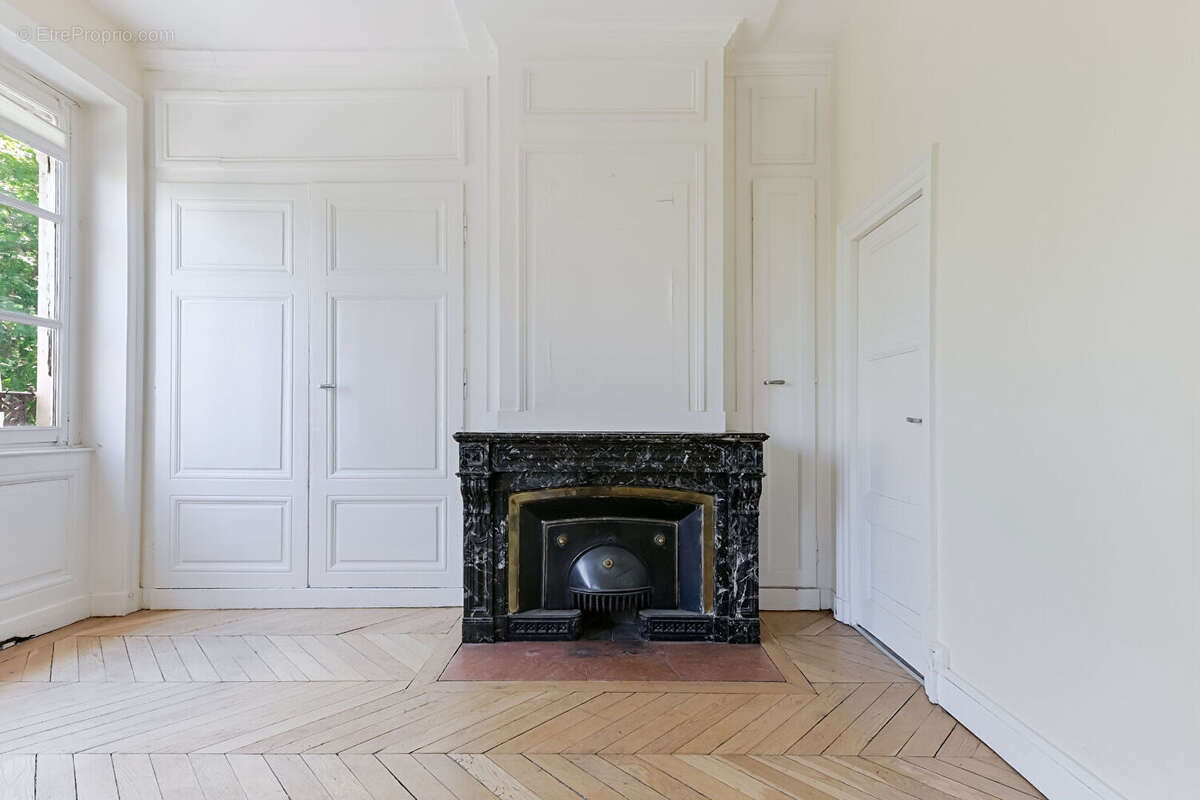 Appartement à LYON-6E