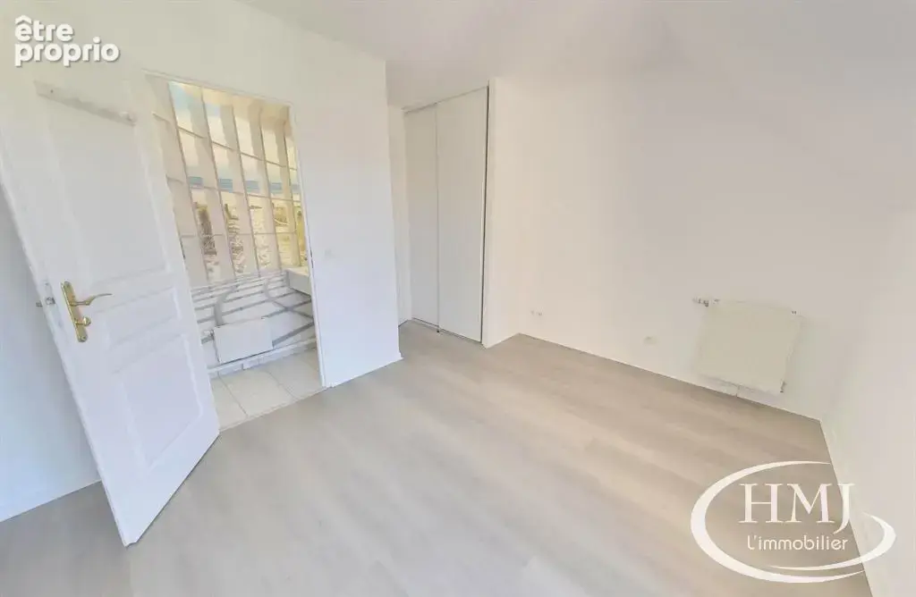 Maison 6 pièces 107 m² à vendre à Lisses (91090) - photo 9