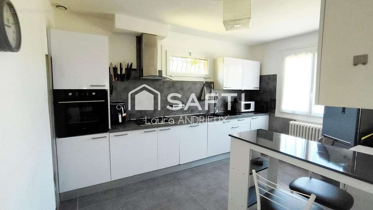 Maison 91 m² à Grepiac  - photo 7